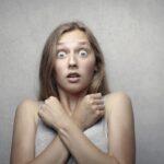 7 semne serioase că cineva pe care îl cunoști are furie narcisică